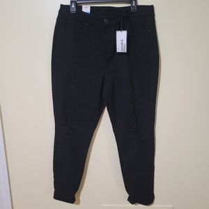 Rue21 high-rise jegging size 18